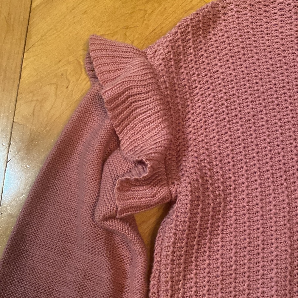 Girls Children’s place sweater - Picture 2 of 3